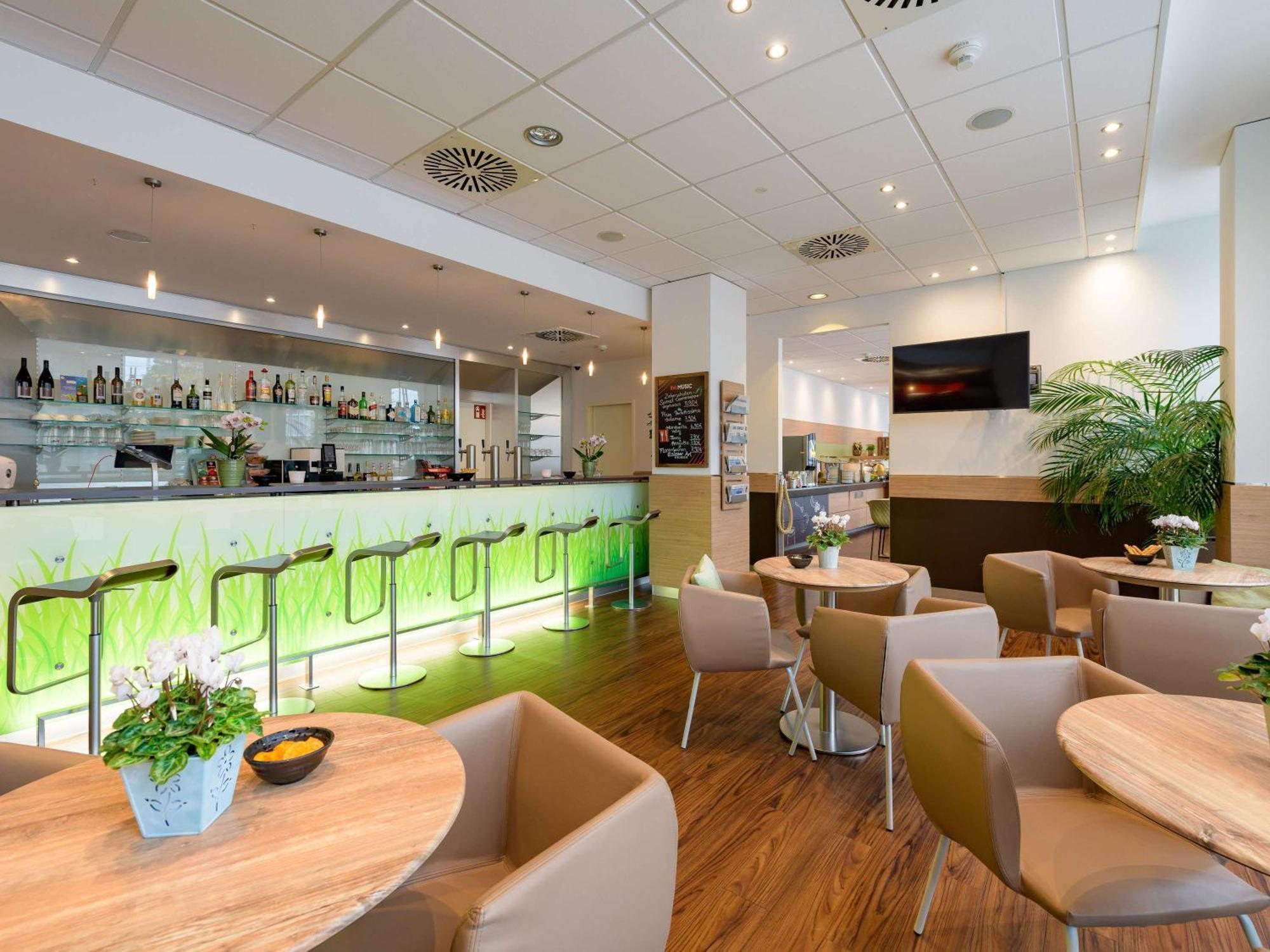 Hotel Ibis 2*